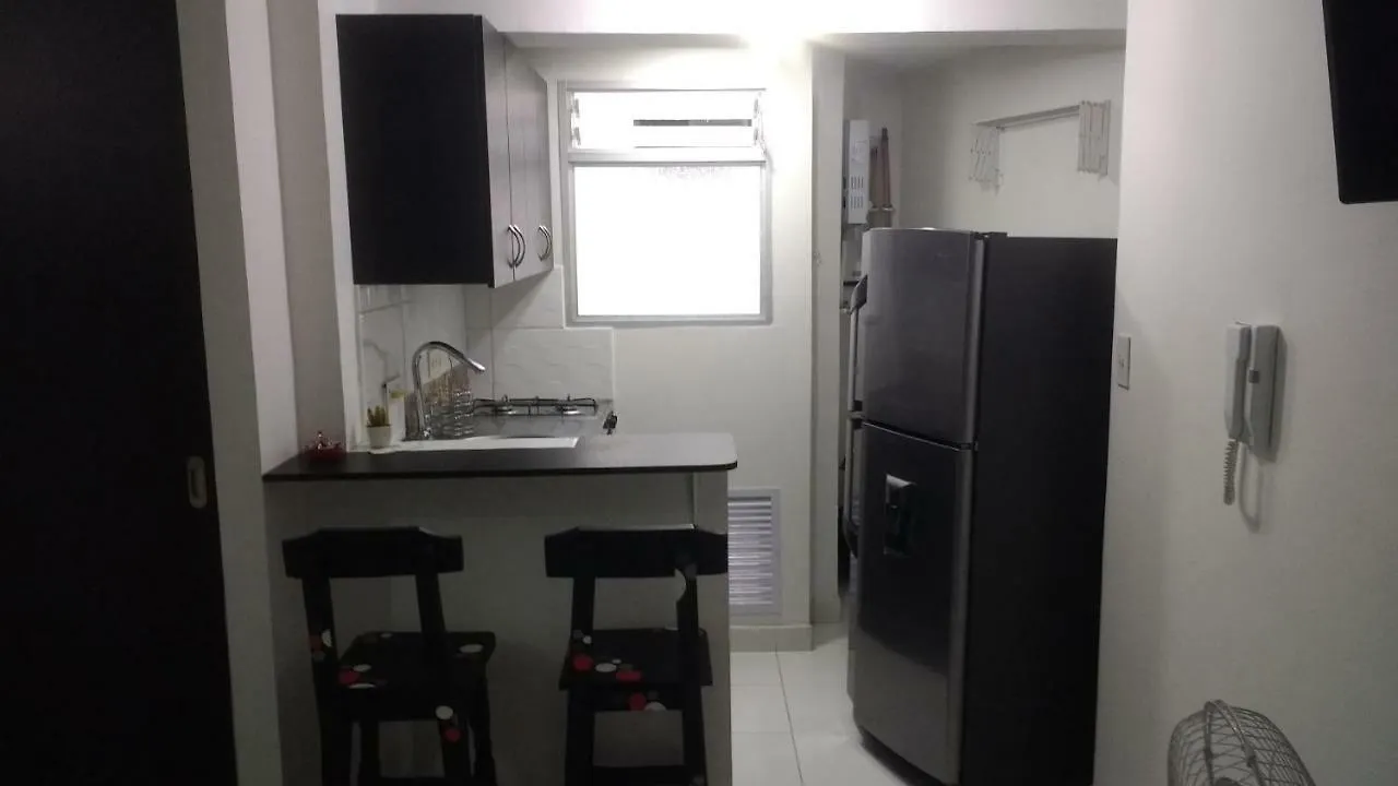 Aparta Estudio 7051 Medellín 0*,  Colombia